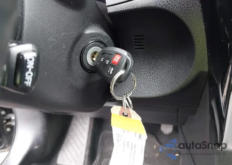 2017 Toyota Corolla L/Le/Xle/Se/Xse из США, поврежденный, VIN 2T1BURHE1HC789813